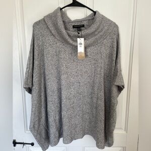 NWT Banana Republic Light Gray Turtleneck Sweater